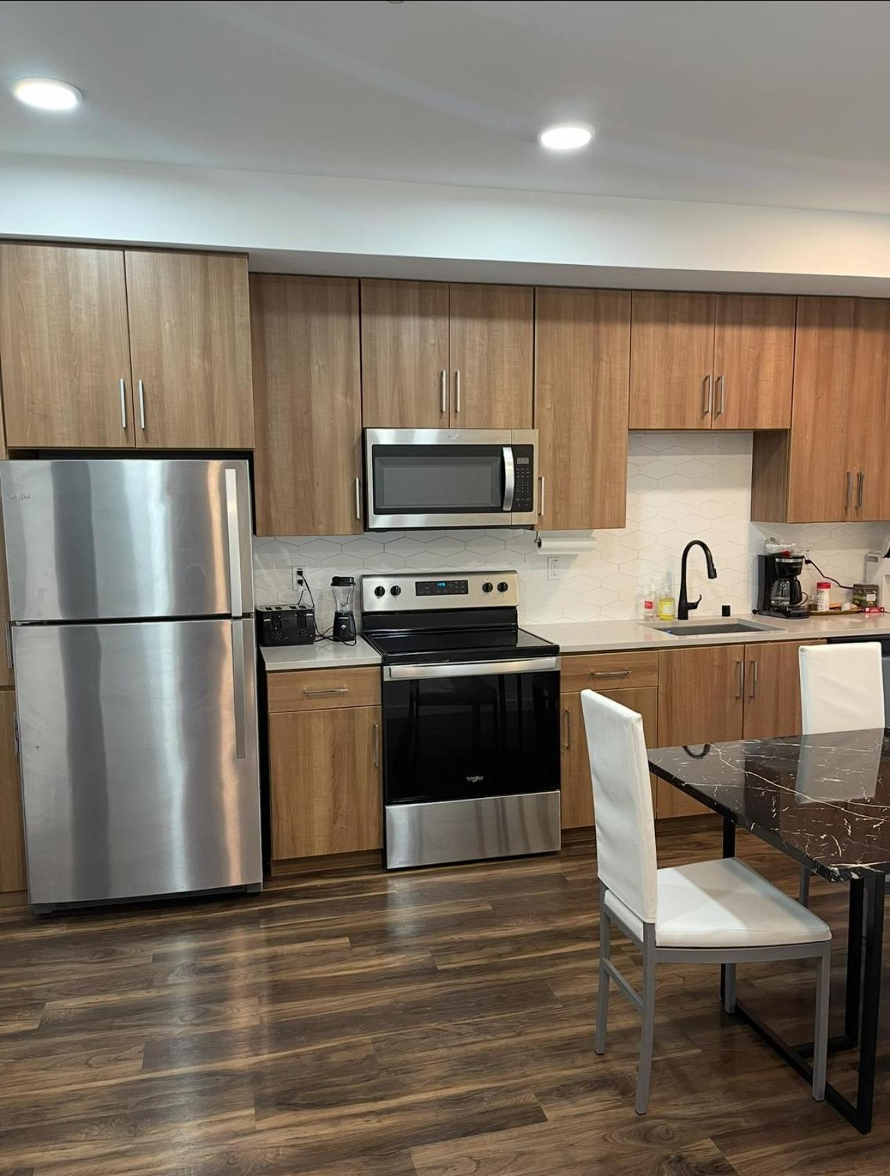 Apartment Stylish Hollywood