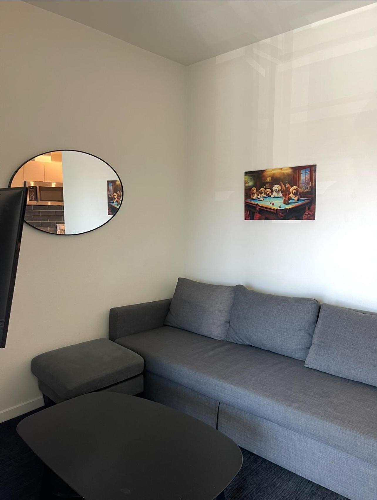 Apartment Stylish Hollywood