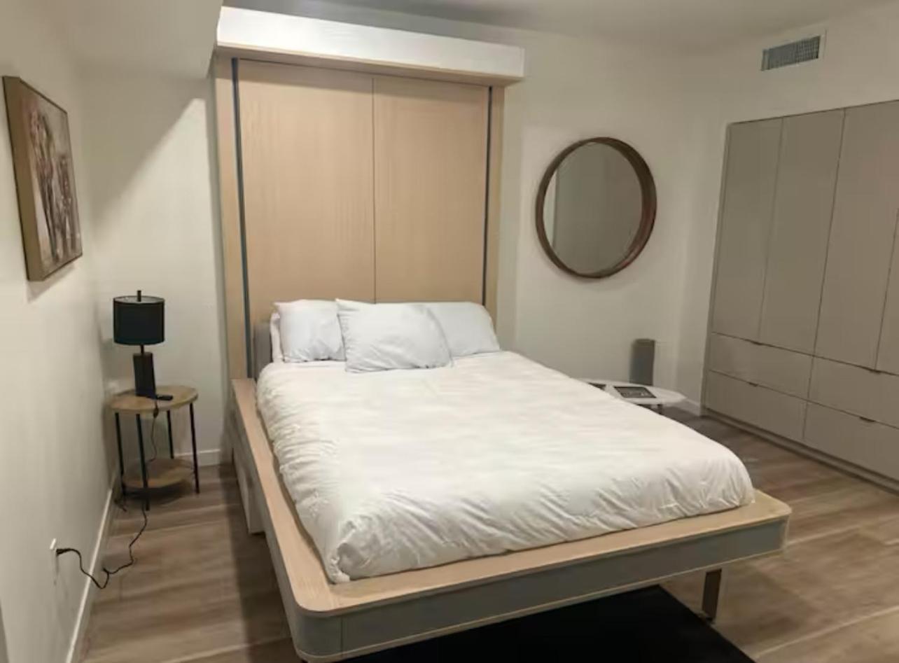Apartment Stylish Hollywood Los Angeles